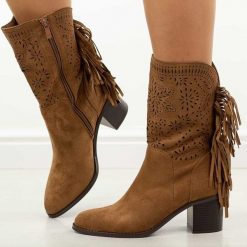Brązowe ażurowe botki damskie na obcasie M.Daszyński 2337-15. Brązowe botki damskie M.Daszyński, na jesień, z jeansu, boho, bez obcasa, na obcasie, bez zapięcia. Za 219.00 zł.