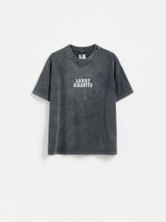 T-shirt Lenny Kravitz - ciemnoszary. Szare t-shirty damskie Reserved, l, bez wzorów, z bawełny, bez kołnierzyka. Za 89.99 zł.