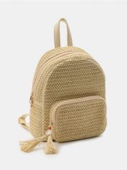 Plecak z plecionki z dekoracyjną zawieszką - kremowy. Białe plecaki damskie Sinsay, bez wzorów. Za 59.99 zł.