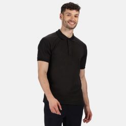 Wytrzymała Męska Koszulka Polo Z Krótkim Rękawem Coolweave. Czarne koszulki polo męskie Regatta, m, bez wzorów, z materiału, bez ramiączek. Za 82.99 zł.