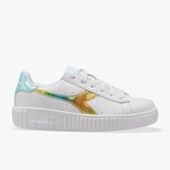 Trampki dziewczęce DIADORA GAME STEP RAINBOW GS 38,5. Białe buty sportowe dziewczęce Diadora, bez wzorów, bez zapięcia. Za 79.99 zł.