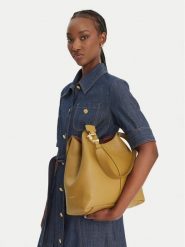 Coccinelle Torebka SHA Coccinelle C-Easy E1 SHA 11 02 01 Zielony. Zielone torebki do ręki damskie Coccinelle, bez wzorów, ze skóry, bez dodatków. Za 1,299.00 zł.