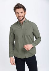 Zielona, gładka koszula, Regular Fit, K-NESH. Zielone koszule męskie Volcano, m, bez wzorów, z bawełny, eleganckie, bez kołnierzyka, bez ramiączek. Za 139.99 zł.