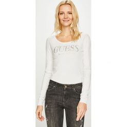Guess Jeans - Sweter Emily. Czarne swetry damskie Guess Jeans, l, z aplikacjami, z dzianiny, bez kołnierzyka, bez ramiączek, krótkie, bez kaptura. W wyprzedaży za 219.90 zł.