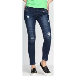 Granatowe Jeansy Ever Ready. Szare jeansy damskie Born2be. Za 69.99 zł.