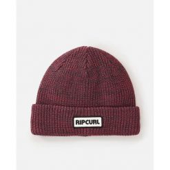 Rip Curl Icons Reg Beanie - Maroon. Czerwone czapki i kapelusze damskie Rip Curl, bez wzorów. W wyprzedaży za 115.20 zł.