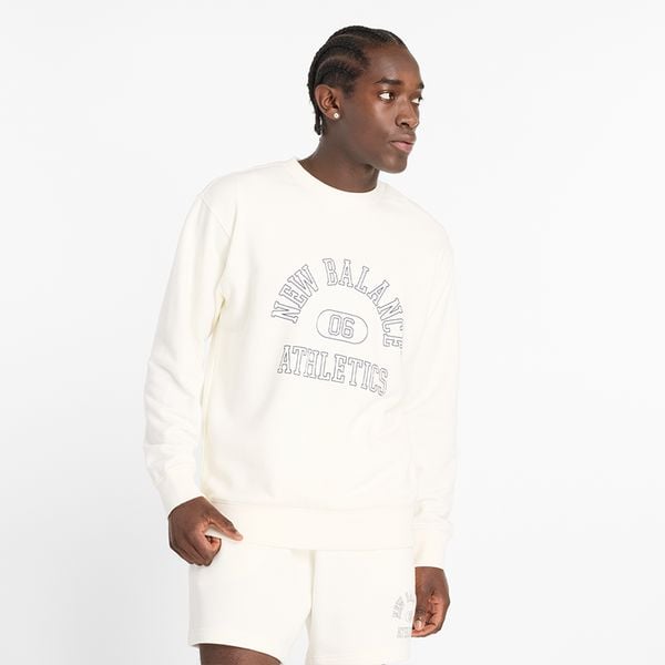 Bluza męska New Balance MT43507SST – beżowa. Brązowe bluzy męskie New Balance, m, bez wzorów, z bawełny, bez kaptura. Za 149.99 zł.