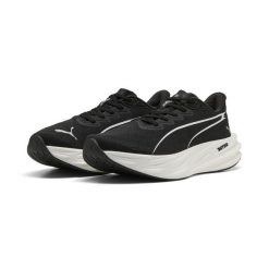 Damskie buty do biegania Deviate Pure NITRO™ PUMA. Czarne obuwie sportowe damskie Puma, bez wzorów, z materiału, do biegania. Za 649.00 zł.
