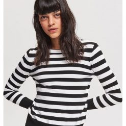 Sweter w paski - Wielobarwn. Kardigany damskie marki Reserved. Za 89.99 zł.