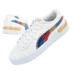 Buty sportowe damskie Puma Jada Olympic. Białe obuwie sportowe damskie Puma, bez wzorów, ze skóry ekologicznej, trekkingowe. Za 99.00 zł.
