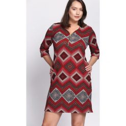 Czerwona Sukienka Answers. Sukienki damskie marki Born2be. Za 59.99 zł.