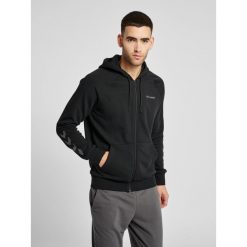 Bluza z kapturem Hummel hmlISAM. Czarne bluzy męskie Hummel, m, bez wzorów, z kapturem, do piłki ręcznej. W wyprzedaży za 208.50 zł.