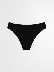 Strukturalny dół od bikini - czarny. Czarne bikini damskie Sinsay, l, bez wzorów. Za 25.99 zł.
