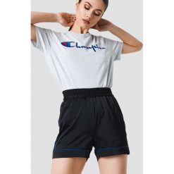 NA-KD Szorty z wysokim stanem - Black. Szorty damskie marki NA-KD. W wyprzedaży za 70.97 zł.