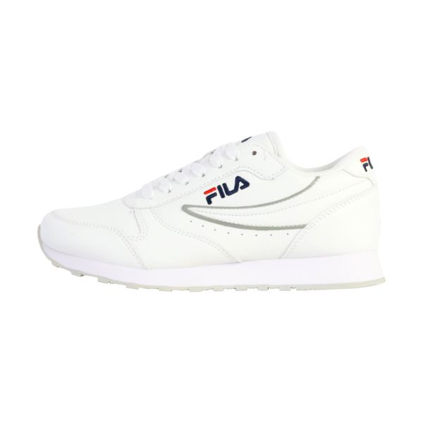 Buty do chodzenia damskie Fila Orbit Low Wmn. Białe obuwie sportowe damskie Fila, bez wzorów, z materiału, trekkingowe. Za 179.99 zł.