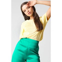 NA-KD Basic T-shirt oversize - Brown. Brązowe t-shirty damskie NA-KD Basic. Za 52.95 zł.