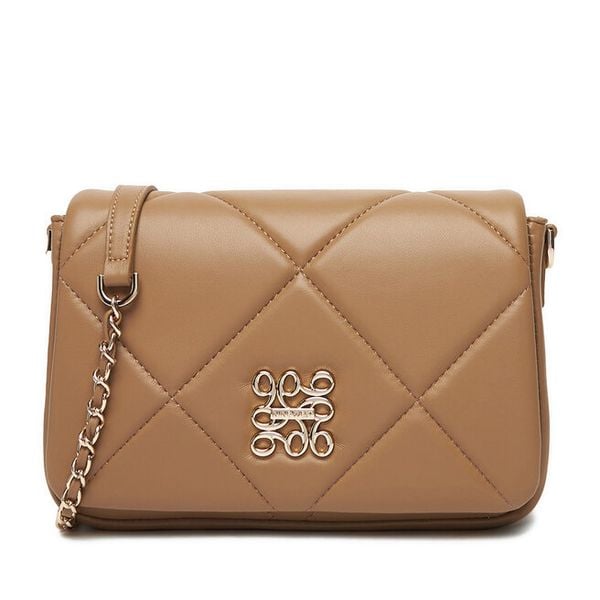 Torebka Nine West. Brązowe listonoszki damskie Nine West, bez wzorów, bez dodatków. Za 199.99 zł.