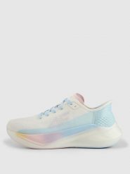 4F Buty do biegania FLOW RUN damskie - białe 38. Białe obuwie sportowe damskie 4f, bez wzorów, z neoprenu, do biegania. Za 349.99 zł.