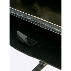 Calvin Klein Jeans - Torebka Zone Medium Shopper Metalic. Torby na ramię damskie marki Calvin Klein Jeans. W wyprzedaży za 479.90 zł.