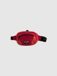 4F Nerka trekkingowa - czerwona Uniwersalny. Czerwone plecaki damskie 4f, bez wzorów, z materiału. Za 99.99 zł.