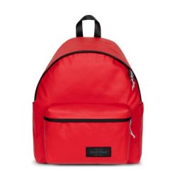 Plecak Eastpak Day Pak'r. Czerwone plecaki damskie Eastpak, bez wzorów. W wyprzedaży za 259.50 zł.