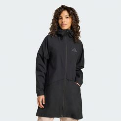 Przeciwdeszczowa kurtka typu parka Terrex Multi 2 Layer CLIMAPROOF Rain. Czarne kurtki damskie Adidas, bez wzorów, z puchu, sportowe, bez kaptura. Za 749.00 zł.