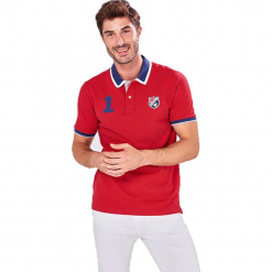 Koszulka polo w kolorze czerwonym. Czerwone koszulki polo męskie marki Camel Active, Auden Cavill, z aplikacjami. W wyprzedaży za 79.95 zł.
