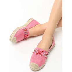 Różowe Espadryle Corey. Czerwone espadryle damskie marki Born2be, z denimu. Za 39.99 zł.
