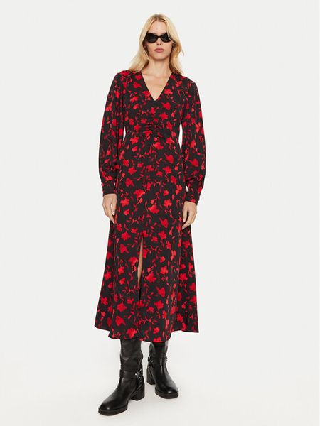 Gestuz Sukienka codzienna Dilara 10909403 Czerwony Regular Fit. Czerwone sukienki damskie Gestuz, na co dzień, bez wzorów, z syntetyku, bez kołnierzyka, bez ramiączek, proste. Za 479.99 zł.