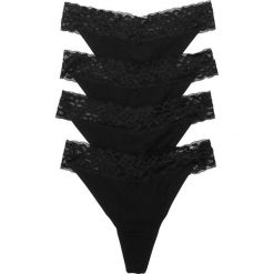 Stringi z bawełną (4 pary). Czarne stringi damskie bonprix, bez wzorów, z bawełny. Za 52.99 zł.