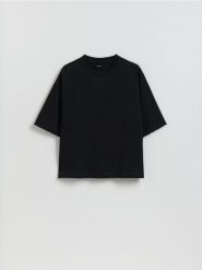 Bawełniany t-shirt boxy - czarny. Czarne t-shirty męskie Reserved, l, bez wzorów, z bawełny, bez kołnierzyka. Za 79.99 zł.