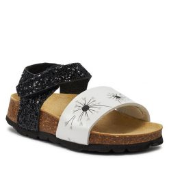 Sandały Superfit. Białe sandały dziewczęce Superfit, bez zapięcia. Za 209.99 zł.