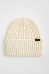 Czapka damska wełniana Warren MM. Czapki i kapelusze damskie MM, bez wzorów, z wełny. Za 399.00 zł.