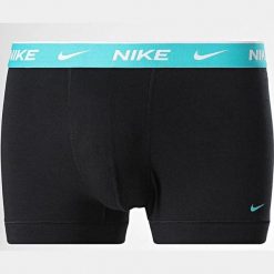 Bokserki Nike Trunk 3-pak KE1284 JWS Czarny. Czarne bokserki męskie Nike, m, bez wzorów. Za 177.62 zł.