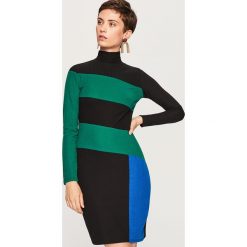 Sukienka w golfem - Wielobarwn. Sukienki damskie marki Reserved. W wyprzedaży za 49.99 zł.