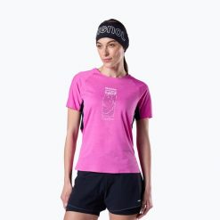 Koszulka do biegania damska Rossignol Sapa Ultra Tee. Czerwone koszulki sportowe damskie Rossignol, m, bez wzorów, z elastanu, sportowe, bez kołnierzyka. Za 299.99 zł.