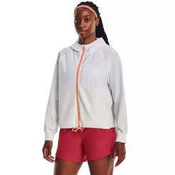 Kurtka damska Under Armour Woven FZ Jacket. Białe kurtki damskie Under Armour, bez wzorów, z softshellu, bez kaptura. Za 179.99 zł.