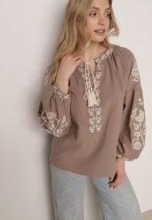 Beżowa Bawełniana Bluzka Boho z Ozdobnym Haftem i Sznurkiem z Frędzlami Lamegenia. Brązowe bluzki damskie Born2be, m, bez wzorów, z bawełny, biznesowe, bez kołnierzyka, bez ramiączek. Za 129.99 zł.