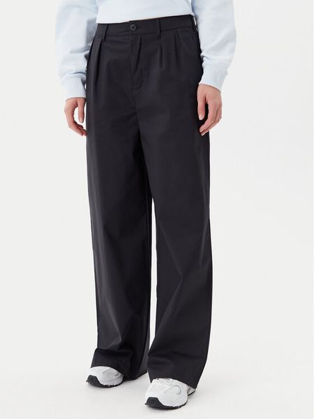 New Balance Spodnie materiałowe Boylston WP51538 Czarny Relaxed Fit. Czarne spodnie materiałowe damskie New Balance, s, bez wzorów, z bawełny. Za 219.99 zł.