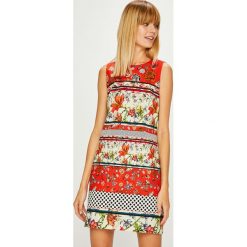Desigual - Sukienka. Tuniki damskie marki Desigual. W wyprzedaży za 249.90 zł.