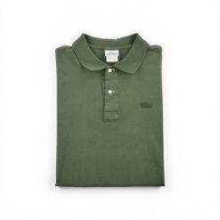 Second life - Krótki rękaw polo męskie - Khaki - Stan dobry. Zielone koszulki sportowe męskie Lacoste, m, bez wzorów, bez kołnierzyka, bez ramiączek, tenisowe. Za 105.71 zł.