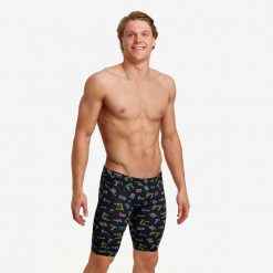 Kąpielówki spodenki męskie jammery treningowe na basen Funky Trunks. Czarne kąpielówki męskie FUNKY TRUNKS, m, bez wzorów, do pływania. Za 245.99 zł.