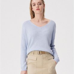 Luźny sweter basic - Niebieski. Swetry damskie marki Sinsay. Za 49.99 zł.