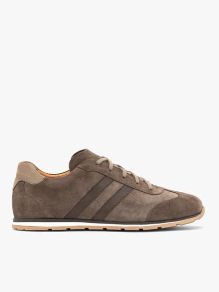 Brązowo-szare sznurowane sneakersy. Brązowe półbuty na co dzień męskie Ryłko, z nubiku, bez zapięcia. W wyprzedaży za 429.99 zł.