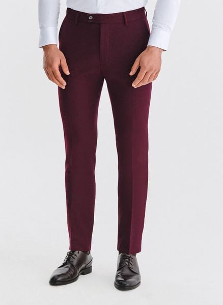 PAKO LORENTE – Bordowe spodnie garniturowe. Czerwone eleganckie spodnie męskie Pako Lorente, m, bez wzorów, z elastanu. Za 399.99 zł.