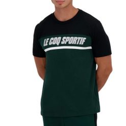 Koszulka Le Coq Sportif Contemporain SP N°1. Czarne koszulki sportowe męskie le coq sportif, m, bez wzorów, z bawełny, bez kołnierzyka, bez ramiączek, na fitness i siłownię. Za 175.15 zł.