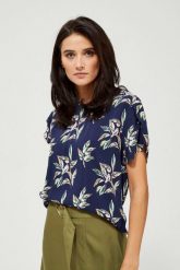 Bluzka z wiskozy z nadrukiem. Brązowe bluzki damskie MOODO, bez wzorów, z wiskozy, bez kołnierzyka, bez ramiączek. W wyprzedaży za 20.99 zł.