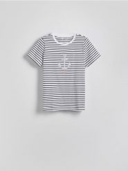 T-shirt z aplikacją - wielobarwny. T-shirty damskie Reserved, l, z aplikacjami, z bawełny, bez kołnierzyka. W wyprzedaży za 39.99 zł.