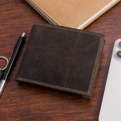 Portfel skórzany męski vintage poziomy klasyczny brązowy RFiD Beltimore S51. Brązowe portfele męskie bez wzorów. Za 59.90 zł.