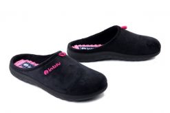 INBLU ET-37 014 czarny, kapcie damskie. Czarne kapcie damskie Inblu, bez wzorów, z tkaniny. Za 74.99 zł.